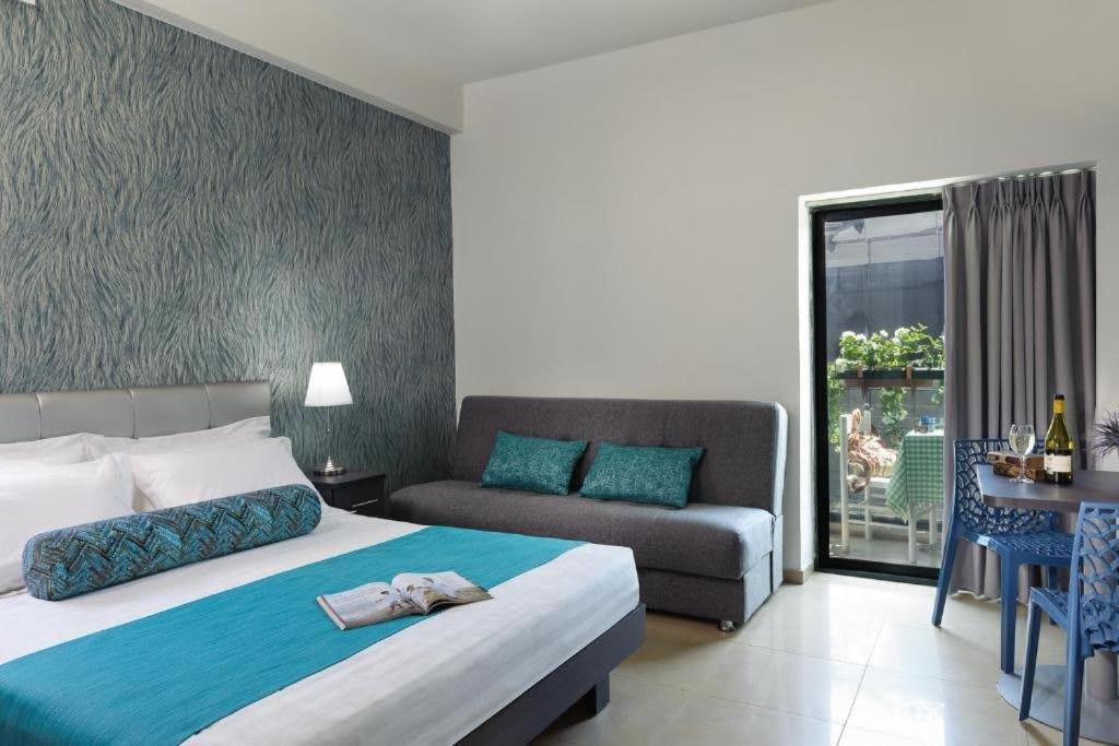 Hotel H7 Tlv Tel Aviv Esterno foto