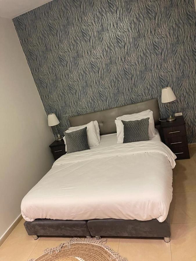 Hotel H7 Tlv Tel Aviv Esterno foto