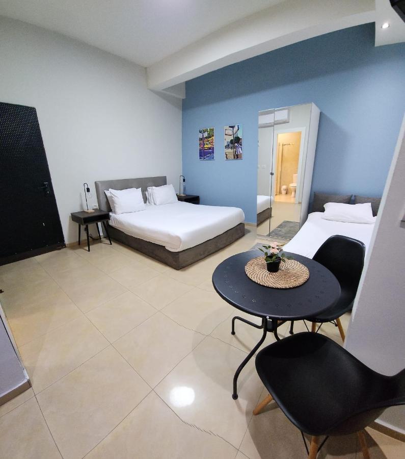 Hotel H7 Tlv Tel Aviv Esterno foto